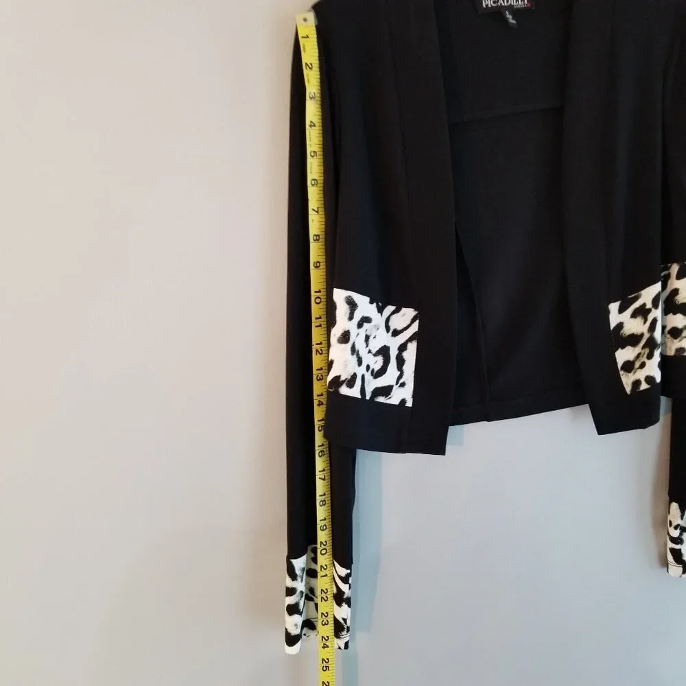 NWT Picadilly Contrast Trimmed Cropped Jacket